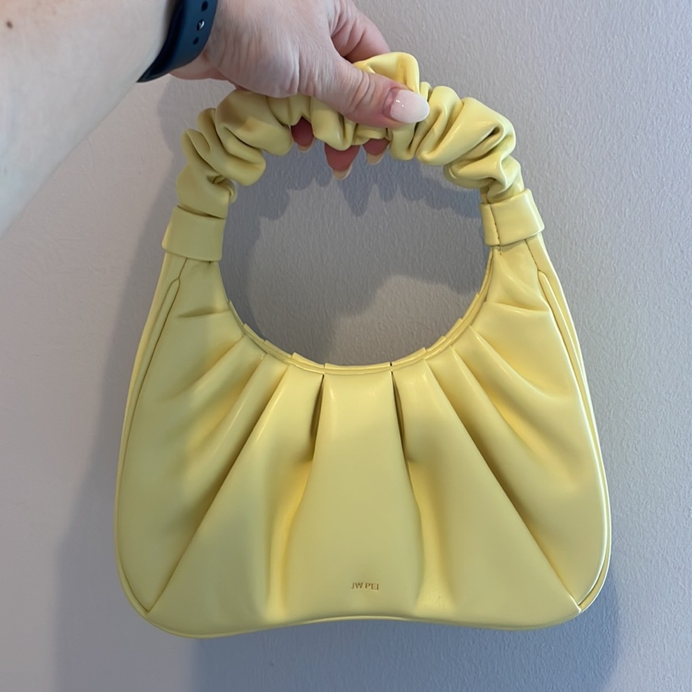 JW PEI yellow handbag like new